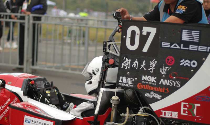 捷配PCB助力湖南大学睿速赛车队