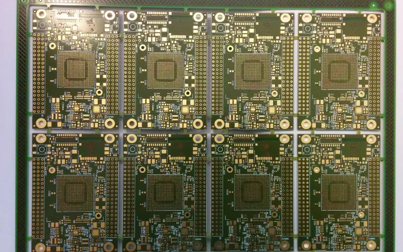 用于自动装配的高层数 PCB 设计 用于自动装配的高层数 PCB 设计