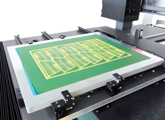 采用数字喷墨技术在 PCB 上直接图例打印工艺。