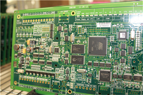 探访华强PCB工厂：一块高品质PCB板是怎样炼成的？